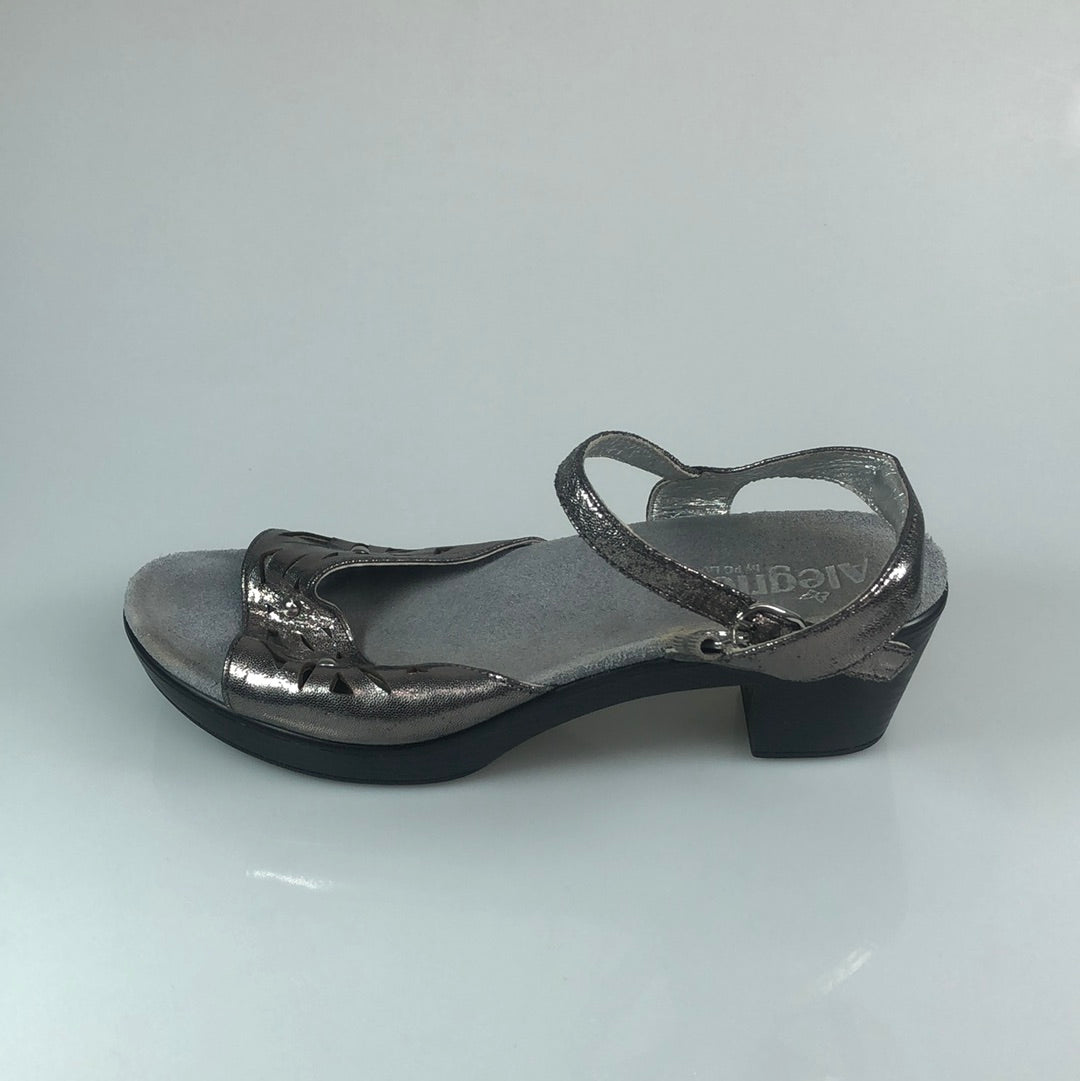 Zapatilla Plateado Alegria