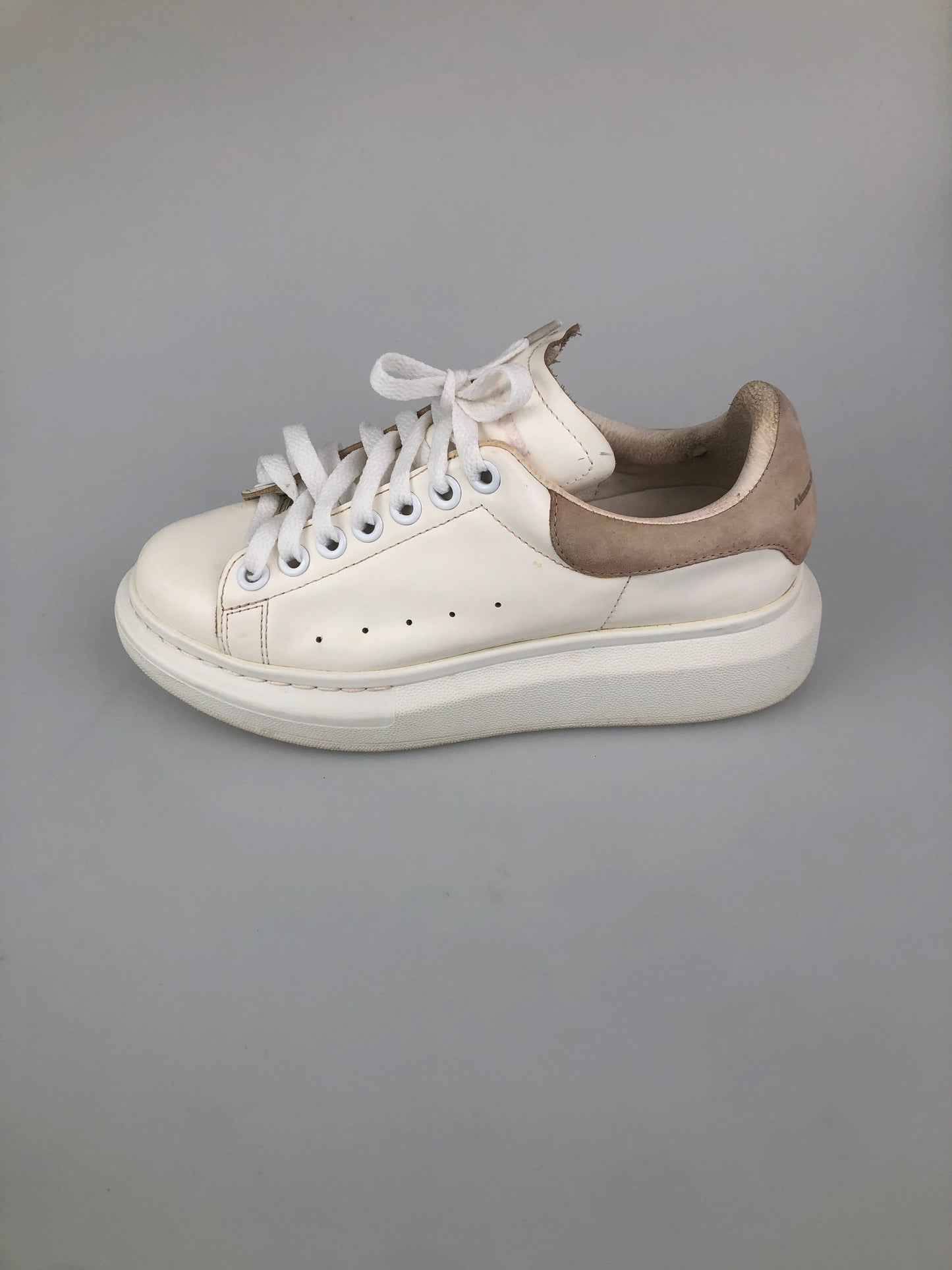 Tenis Beige Alexander Mc Queen