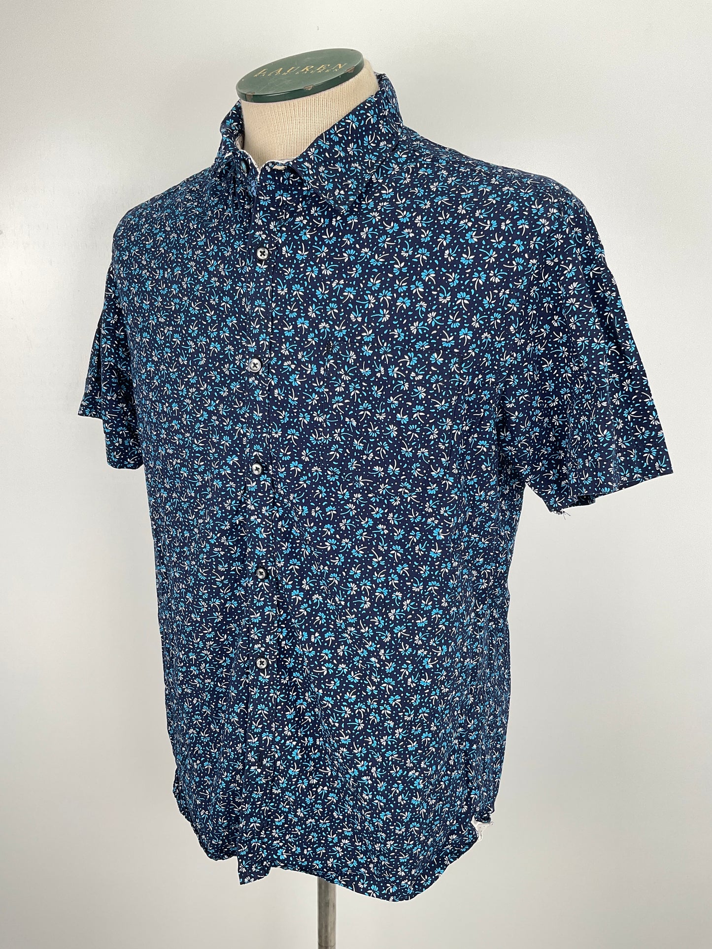 Camisa Azul marino Floral Crafted With Love