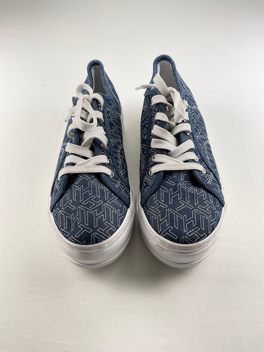 Tenis Gris Hilfiger