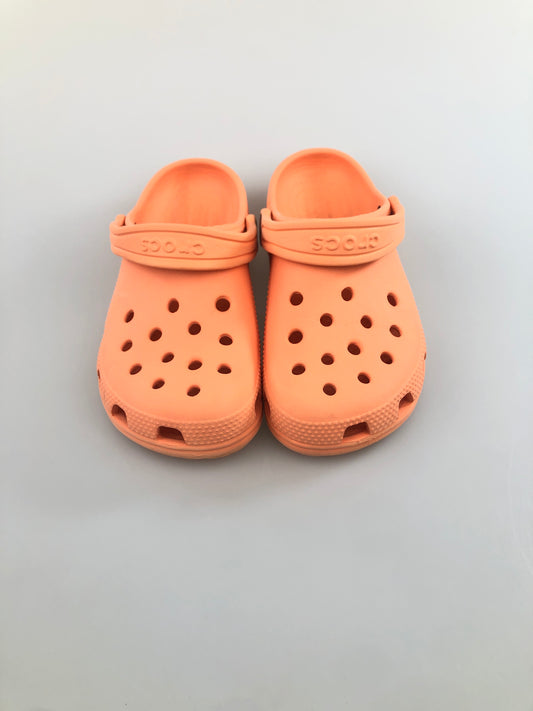 Sandalia Naranja Crocs