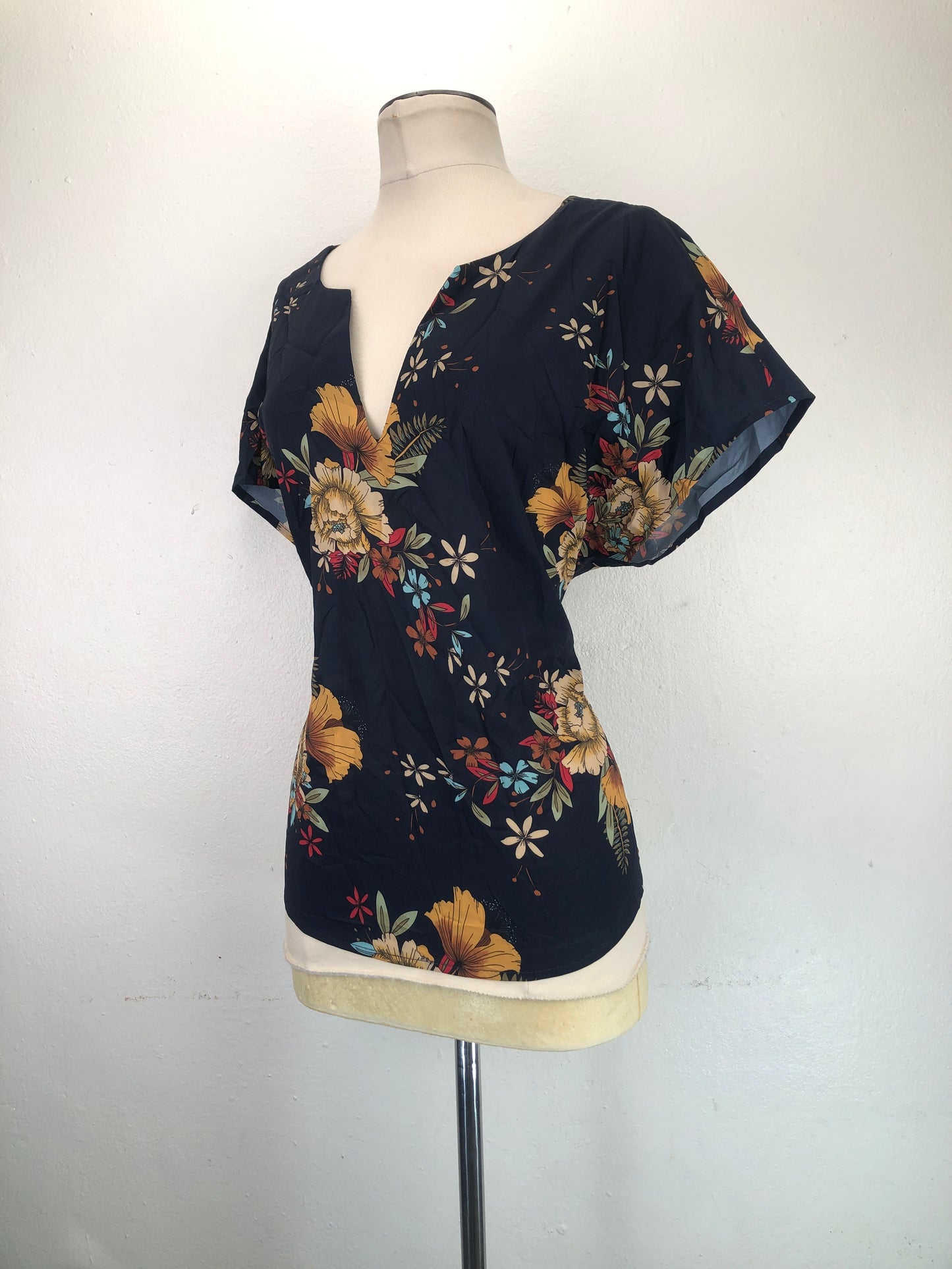 Blusa Azul oscuro Floral Shein