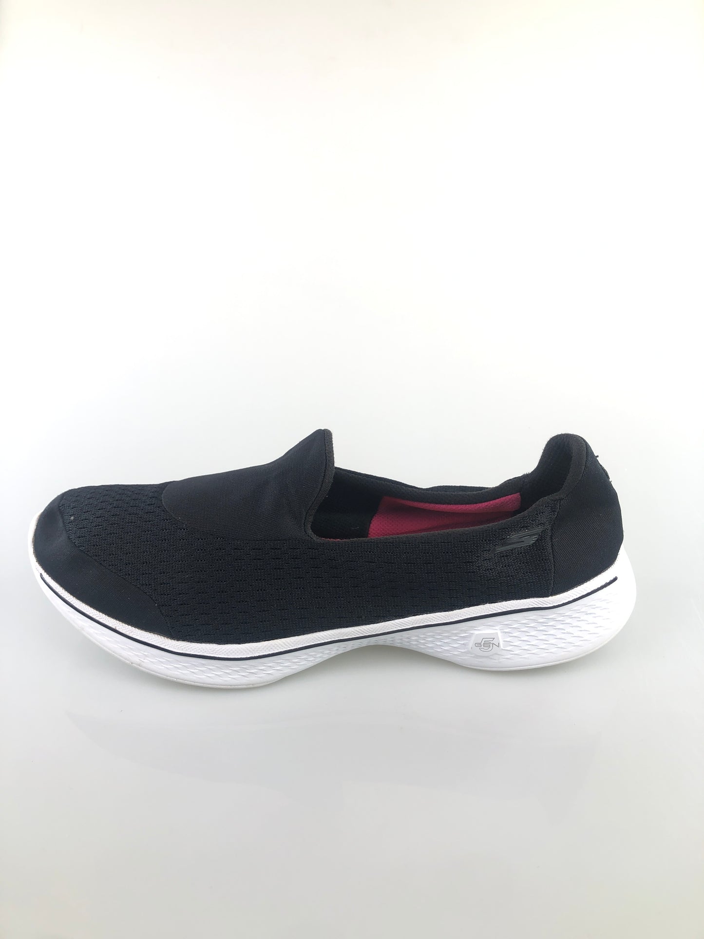 Apagarta Negro Skechers Goga Max
