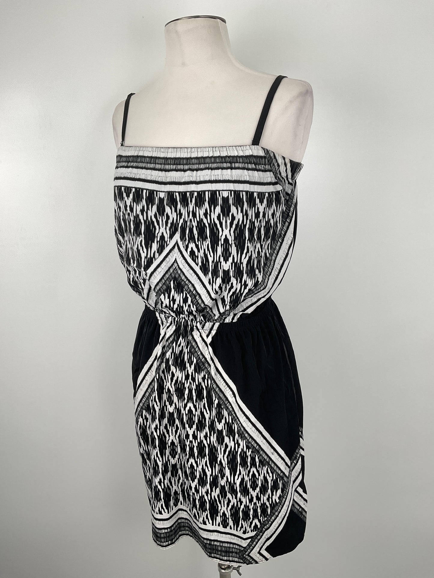 Vestido Negro Express