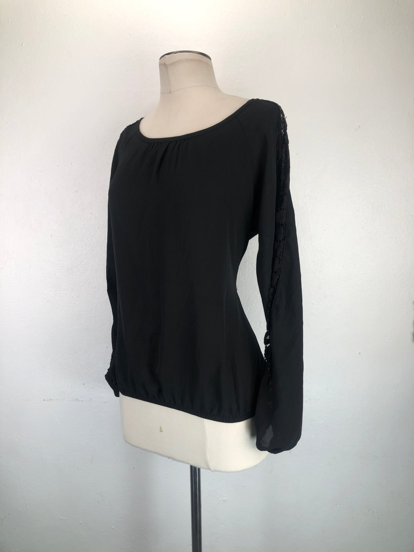 Blusa Negro Forever 21