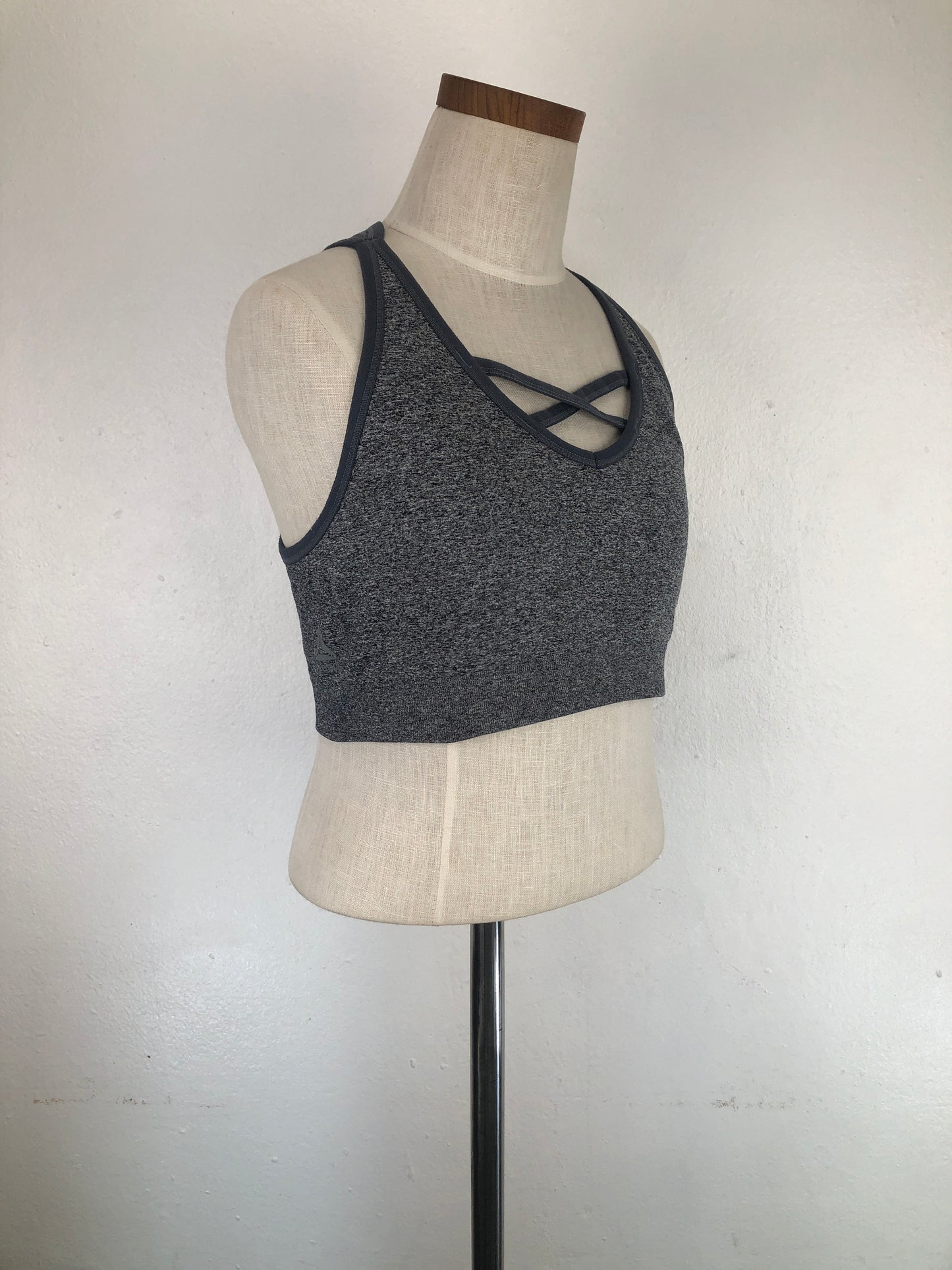 Blusita Gris Deportivo Reebok
