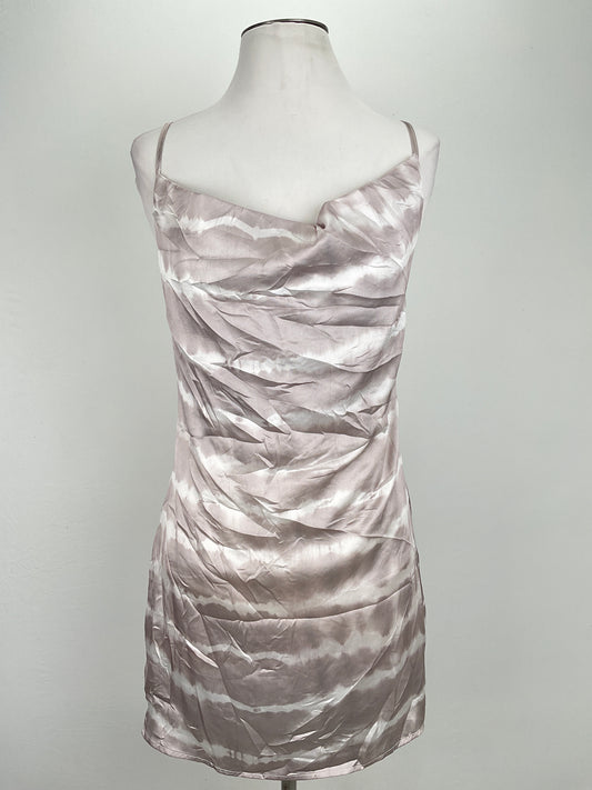 Vestido Crema Style Rack