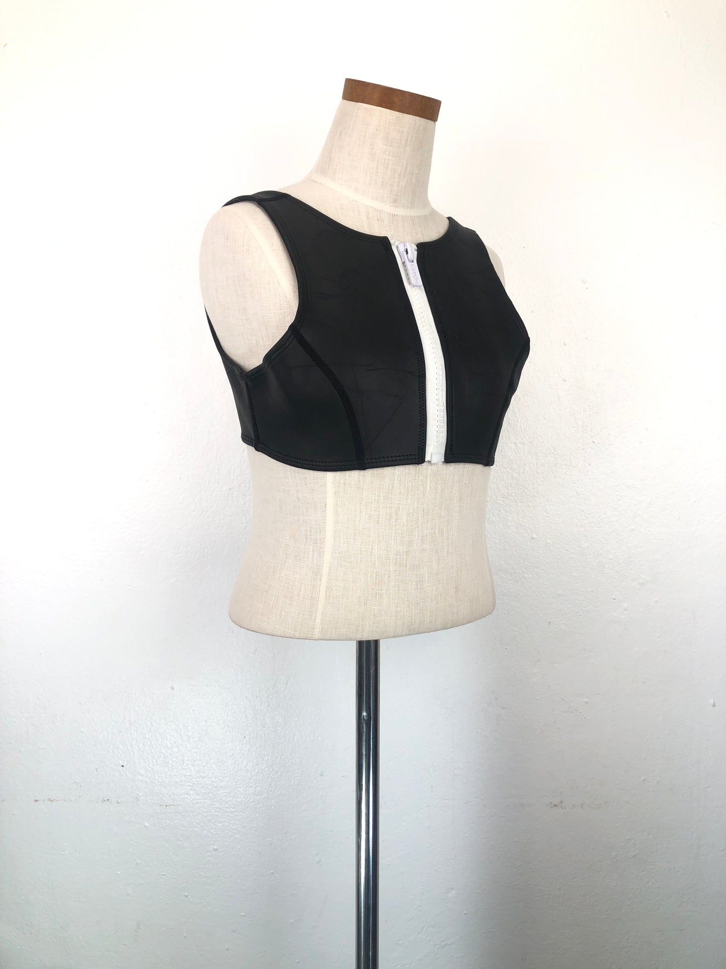 Blusita Negro Hoaka Swimwear