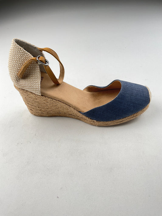 Zapatilla azul White mount..