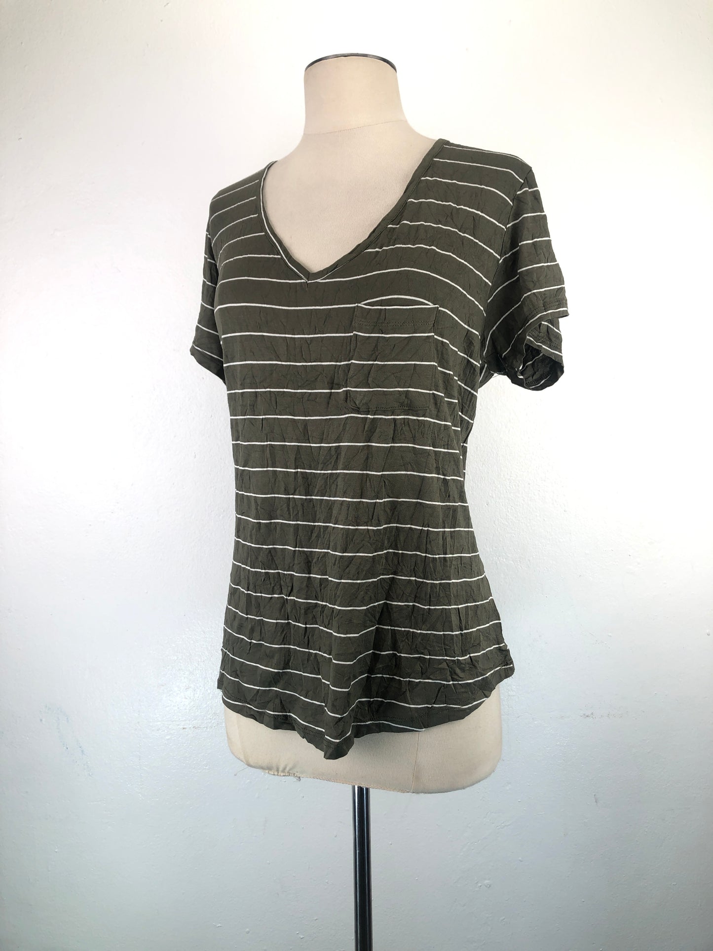 Camiseta Verde de Rayas Rue 21