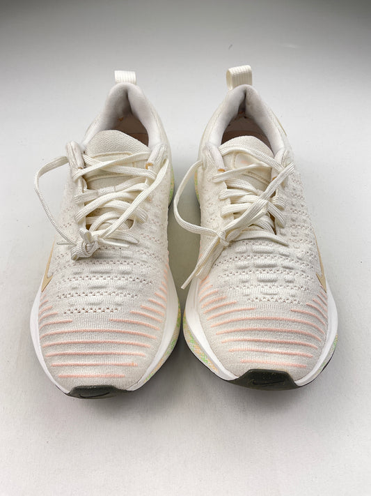 Tenis crema Nike react