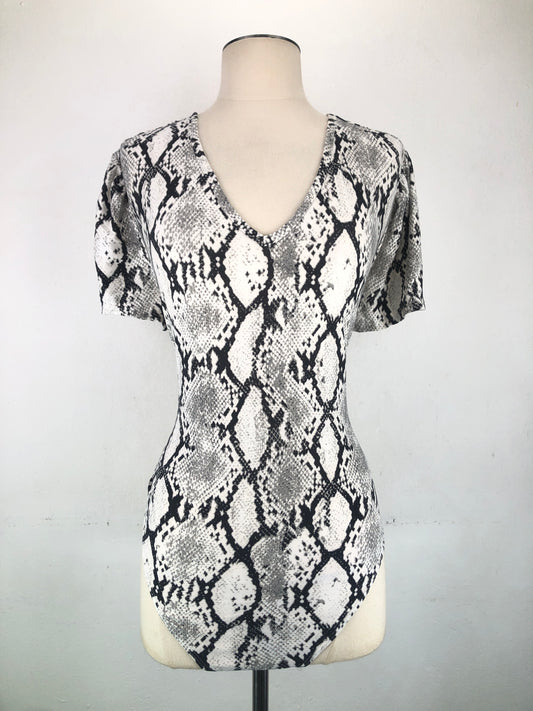 Blusa Gris No Boundaries