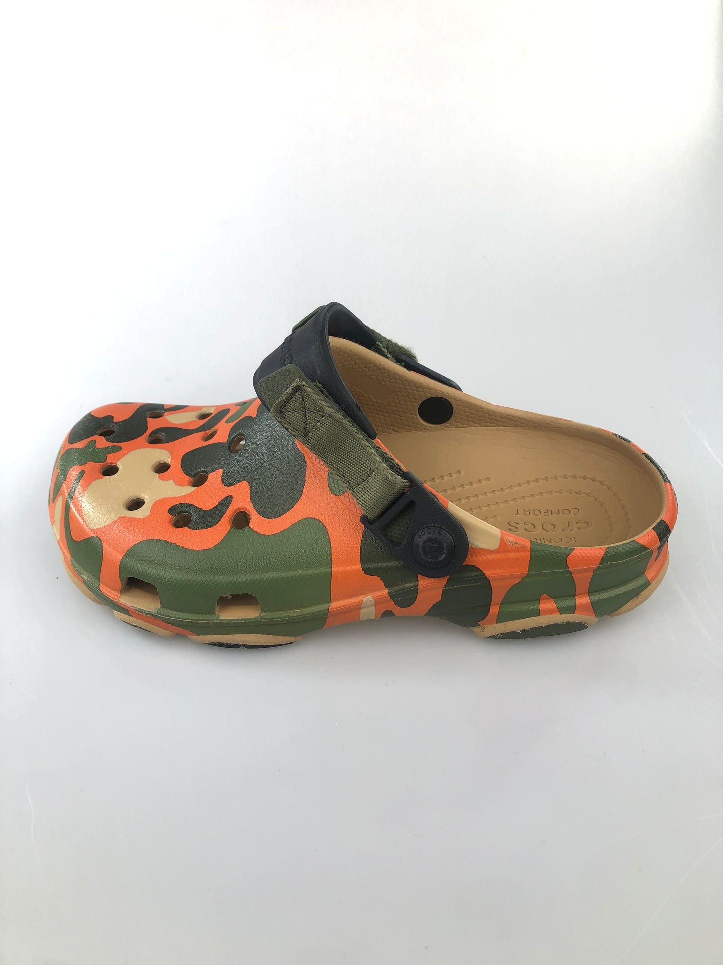 Sandalia Multicolor Crocs