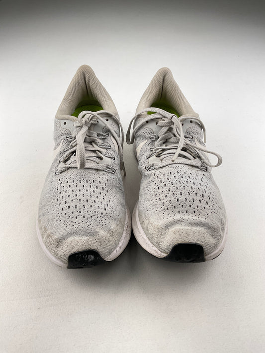 Tenis Gris Deportivo Nike