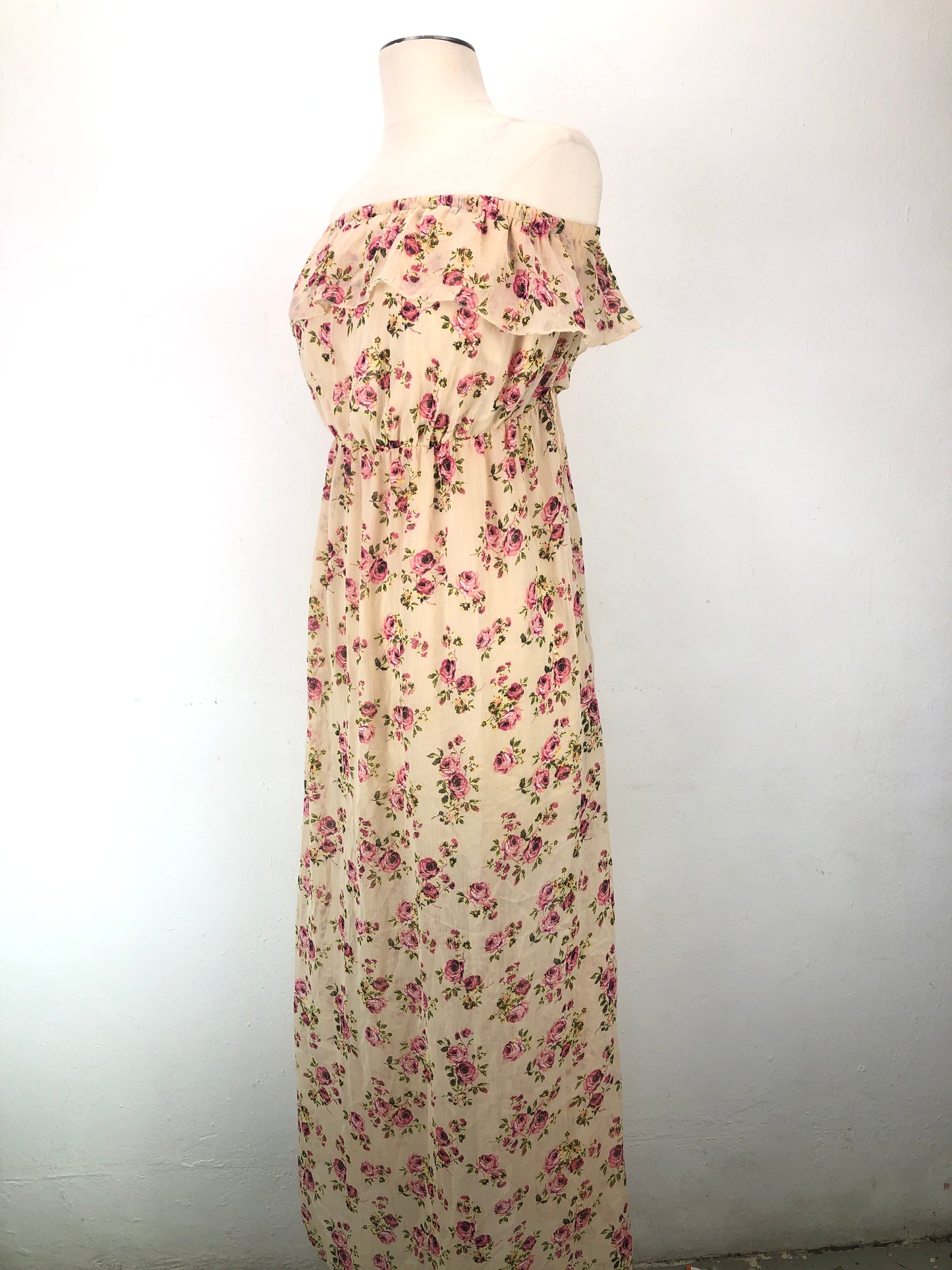 Vestido Crema de Floral No Boundaries