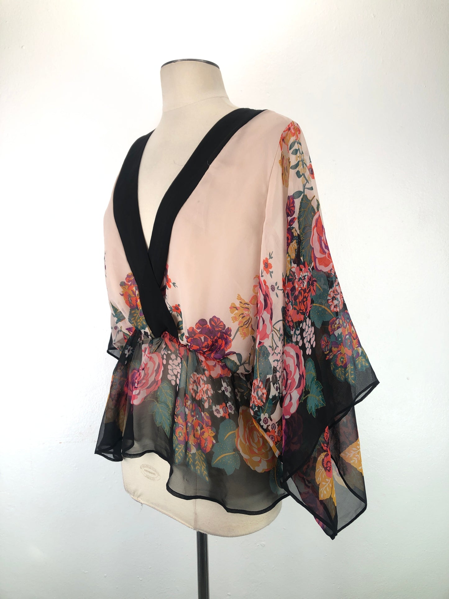 Blusa Multicolor de Flores Conscious Collection