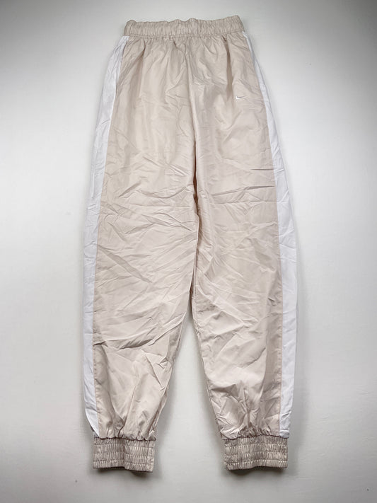 Jogger Crema Nike