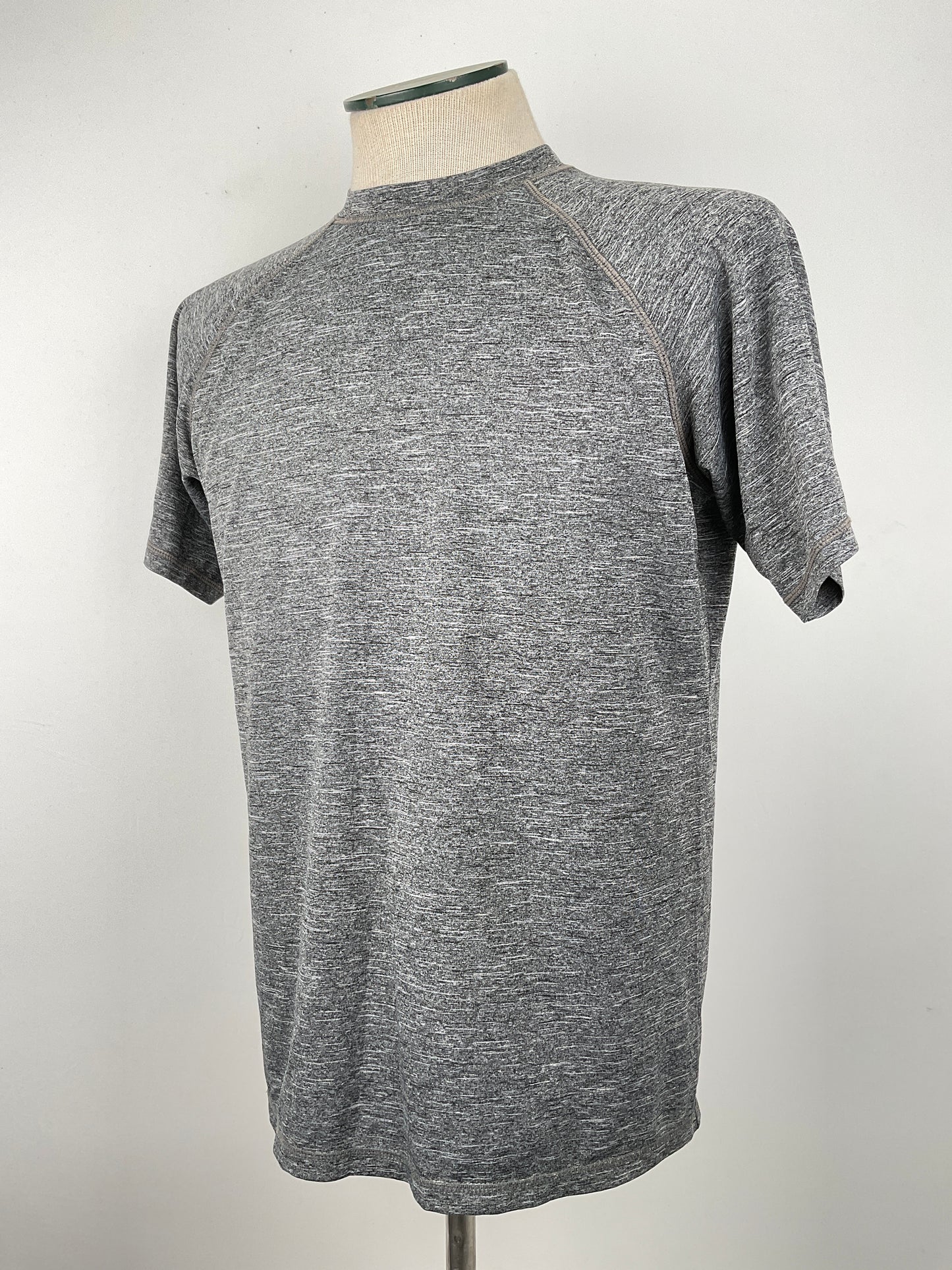 Camiseta Gris Deportivo Nike