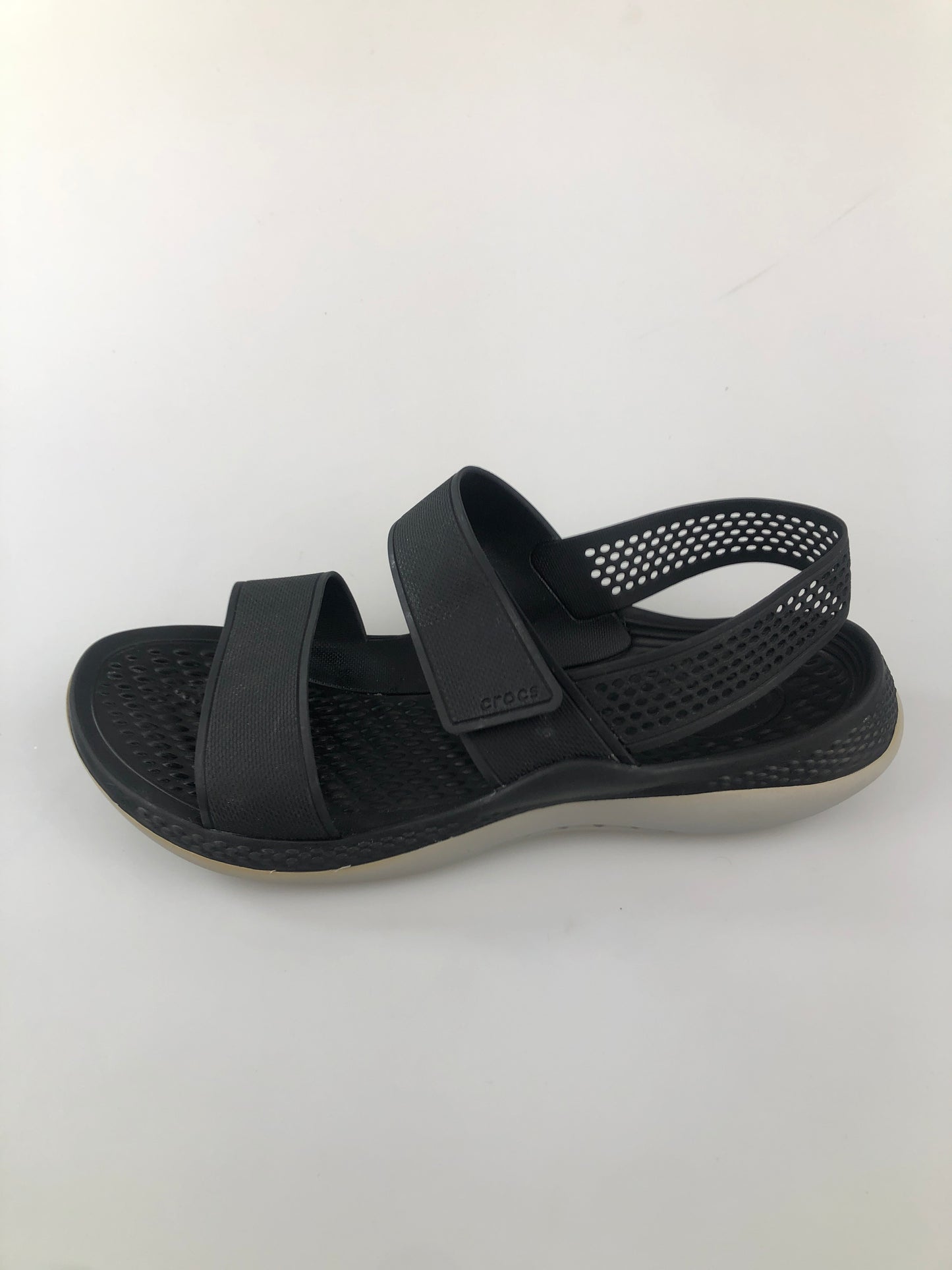 Sandalia Negro Crocs