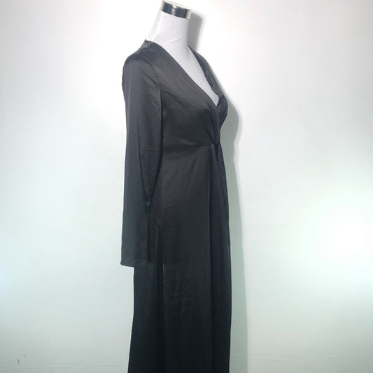 Vestido Negro Prettylittlething