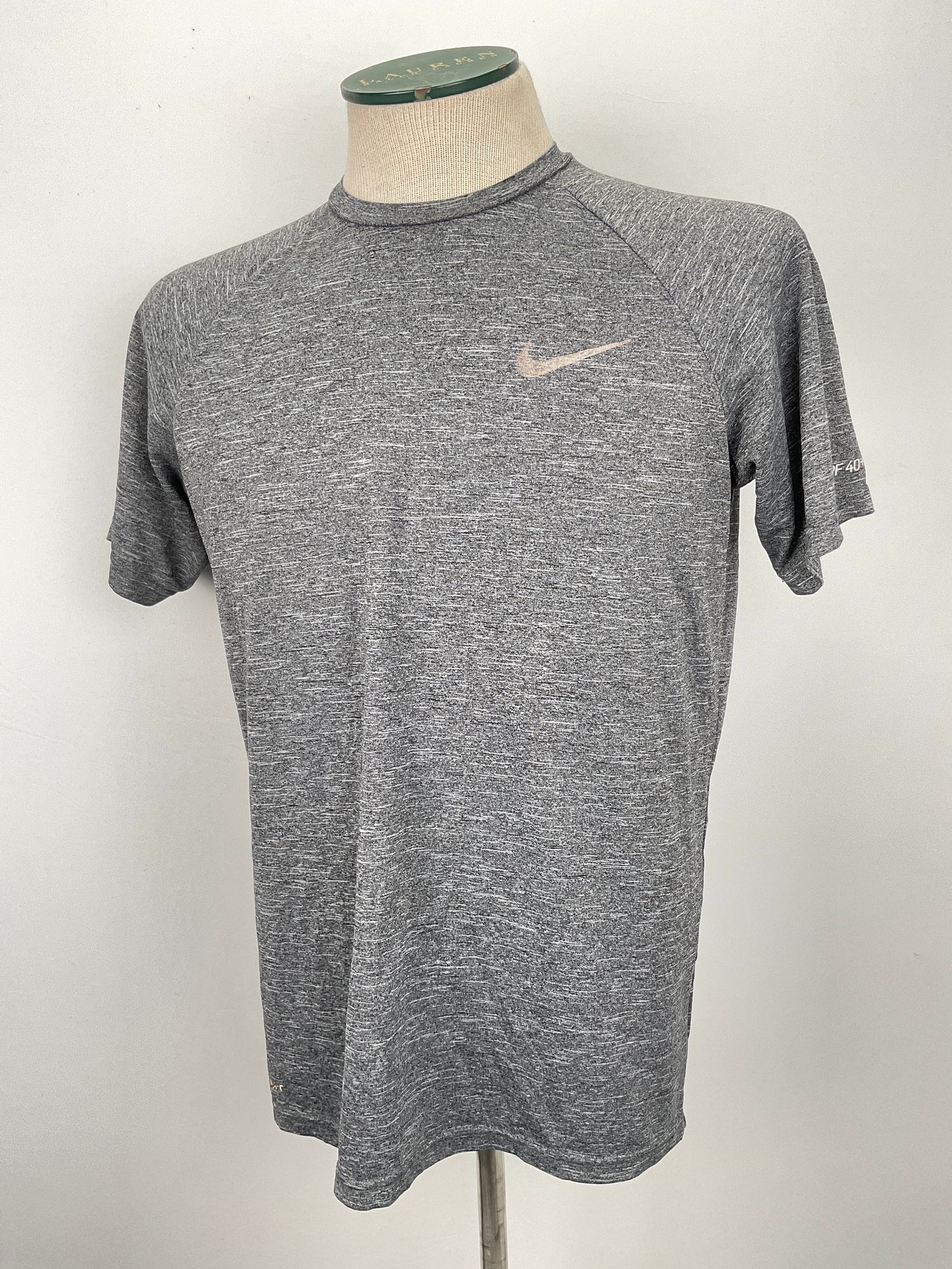 Camiseta Gris Deportivo Nike Swim