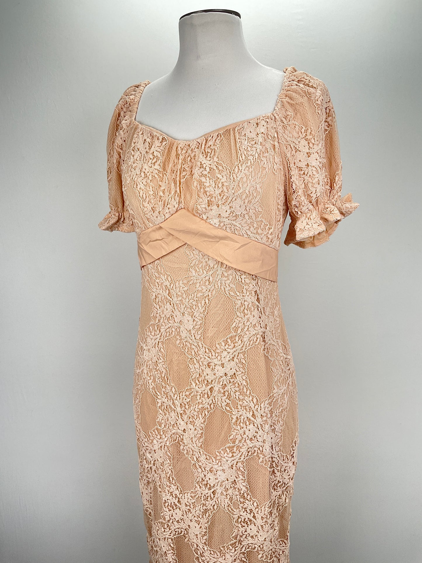 Vestido Crema Floral Ticosa