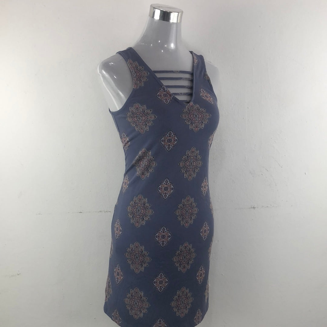 Vestido Azul de Flores Pink Republic