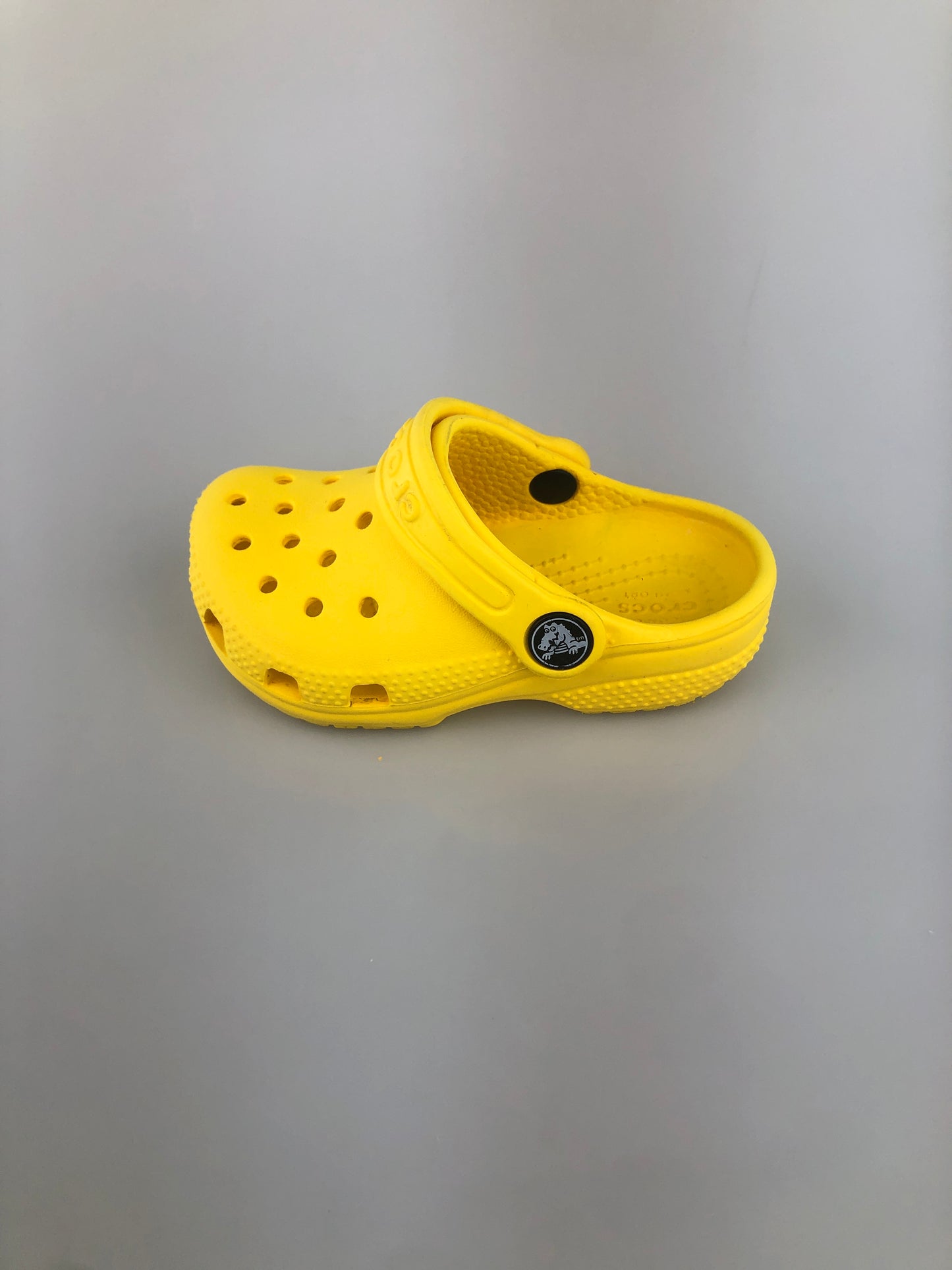 Sandalia Amarillo Crocs