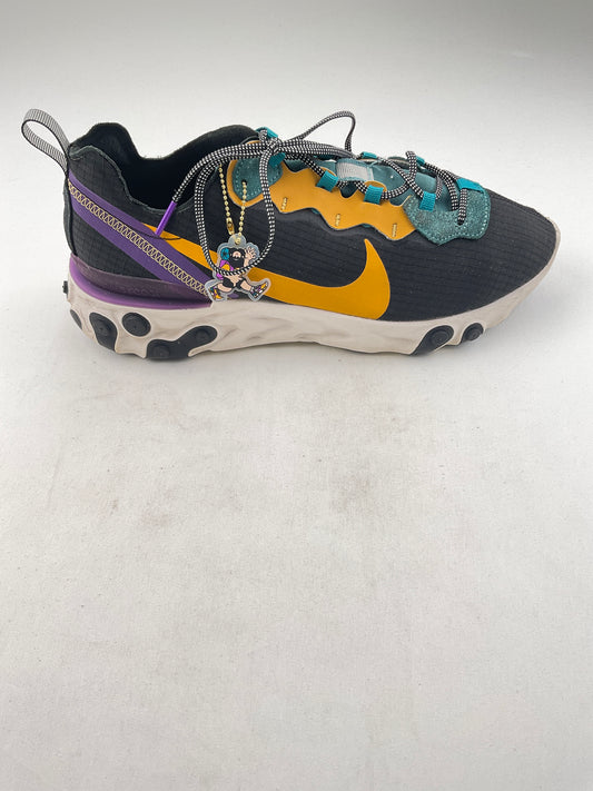 Tenis multicolor Nike rest