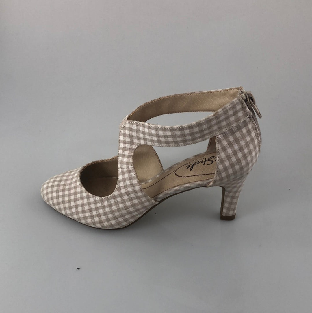 Zapatilla Crema Life Stride