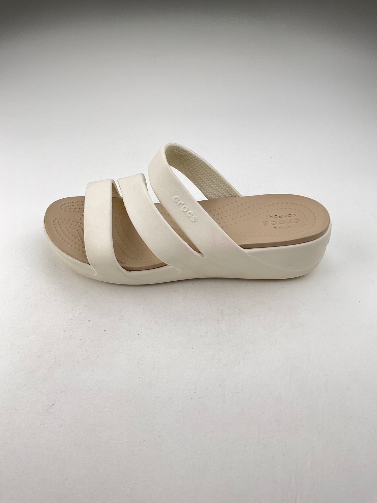 Sandalia Beige Crocs