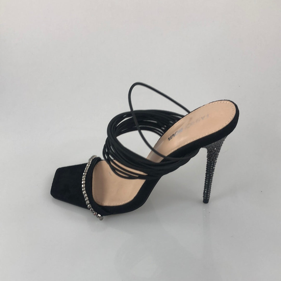 Zapatilla Negro Fashion Nova