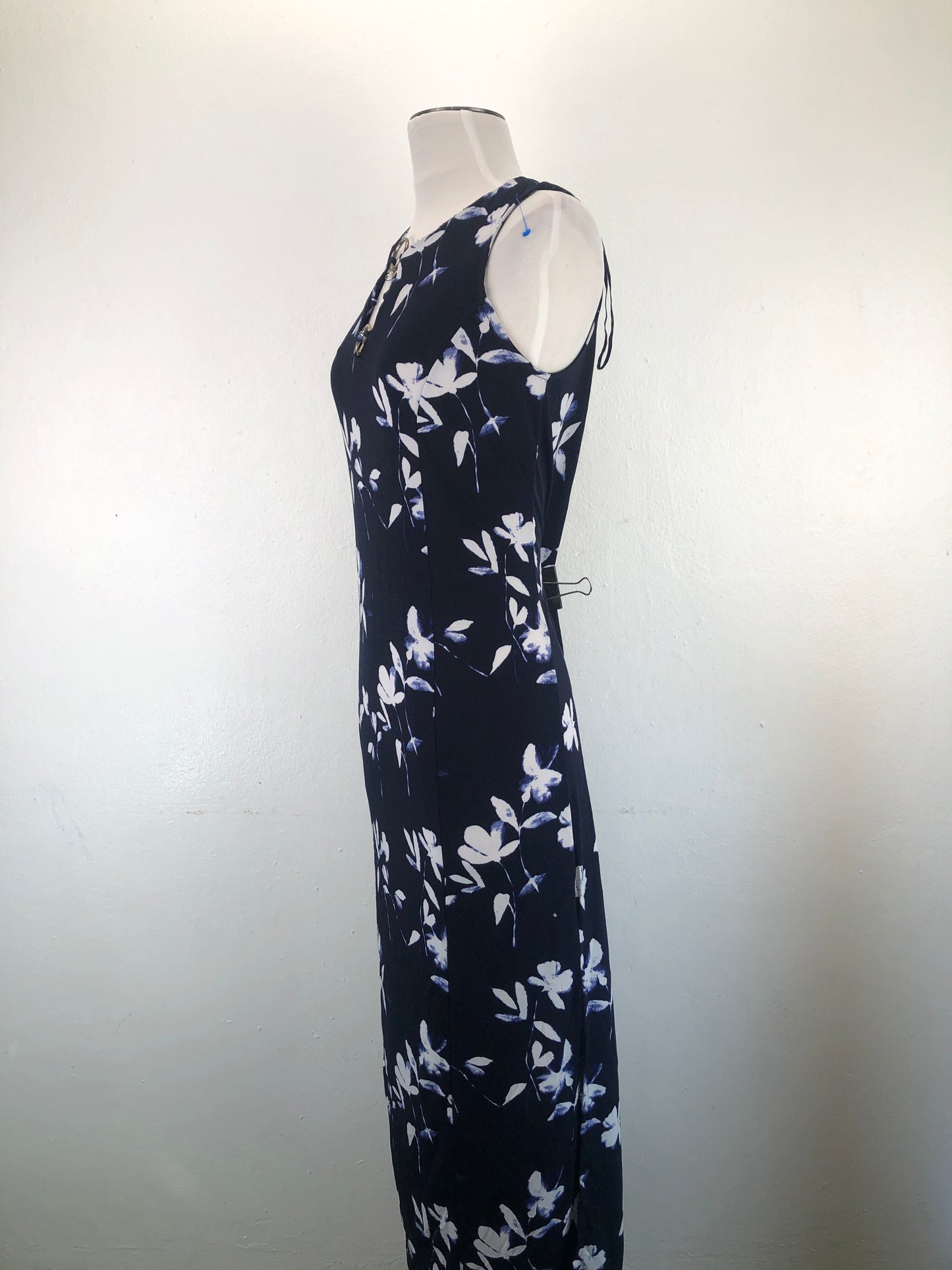 Vestido Azul marino Floral Msk