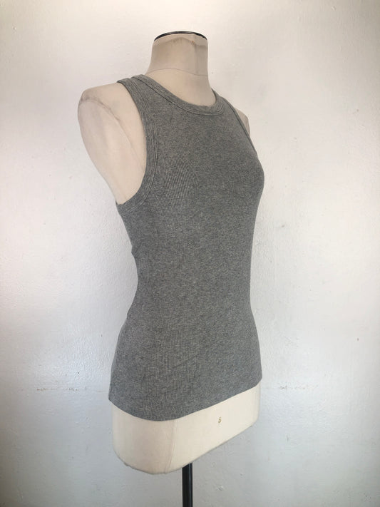 Camiseta Gris Soldout. Nyc