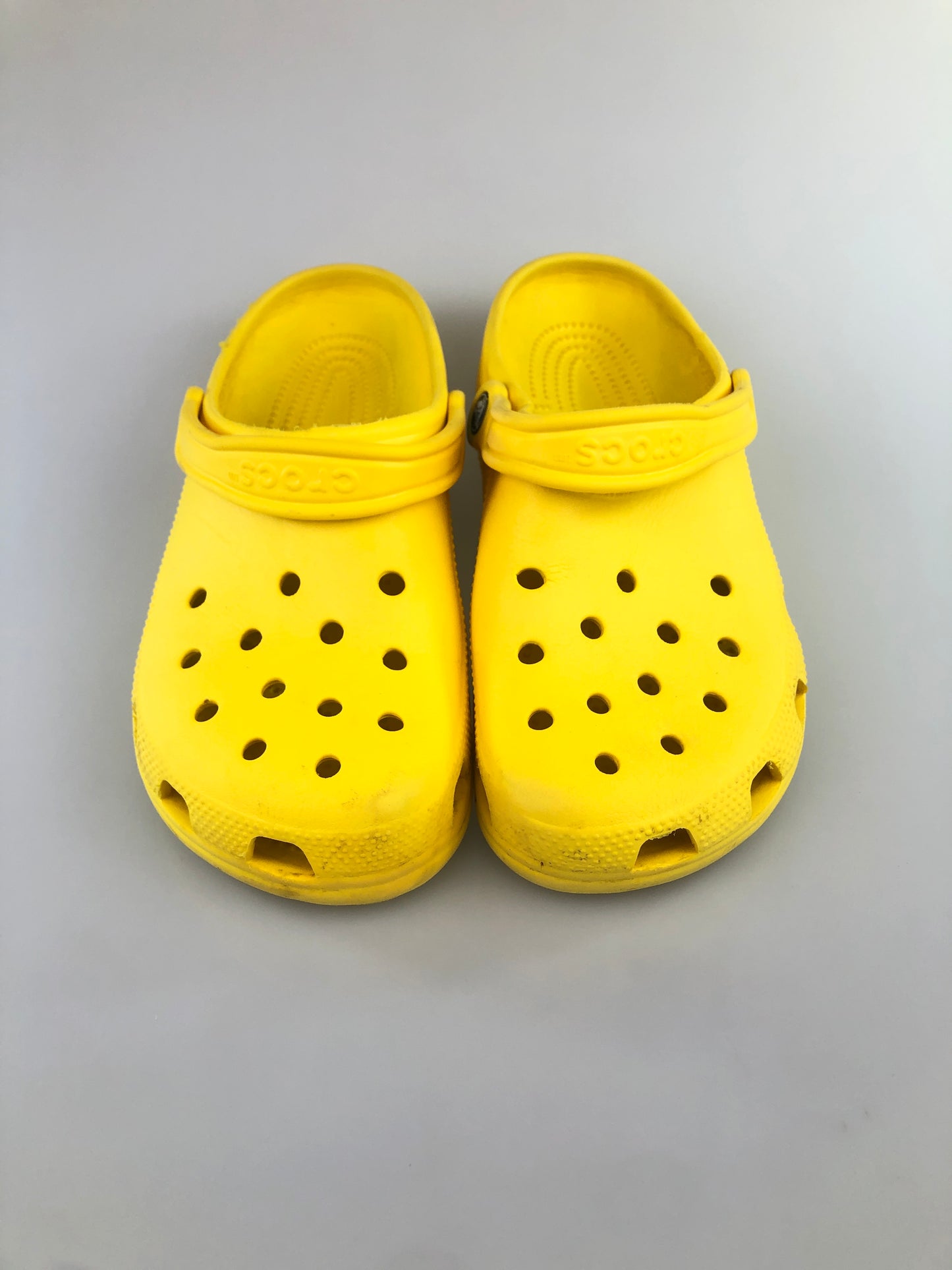 Sandalia Amarillo Crocs