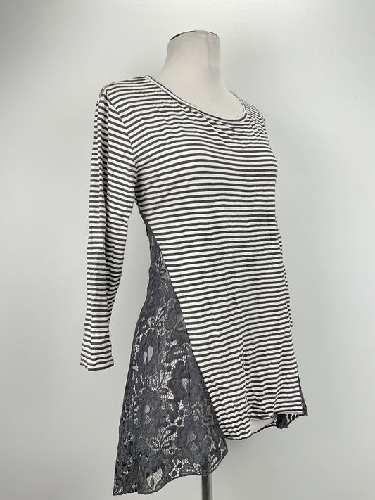 Blusa Gris de Rayas Origami