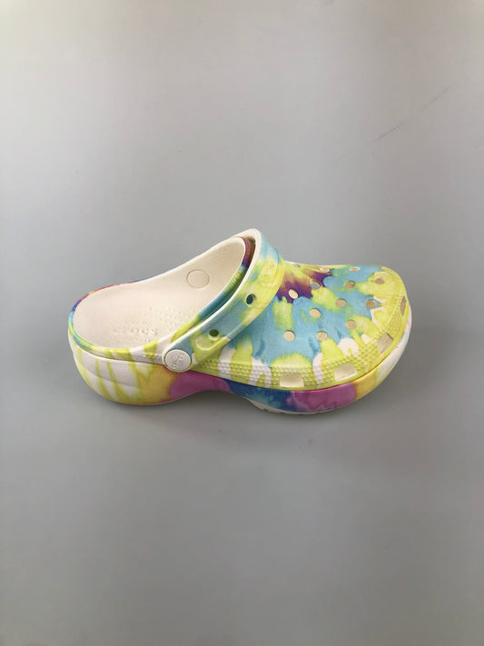 Sandalia Multicolor Crocs