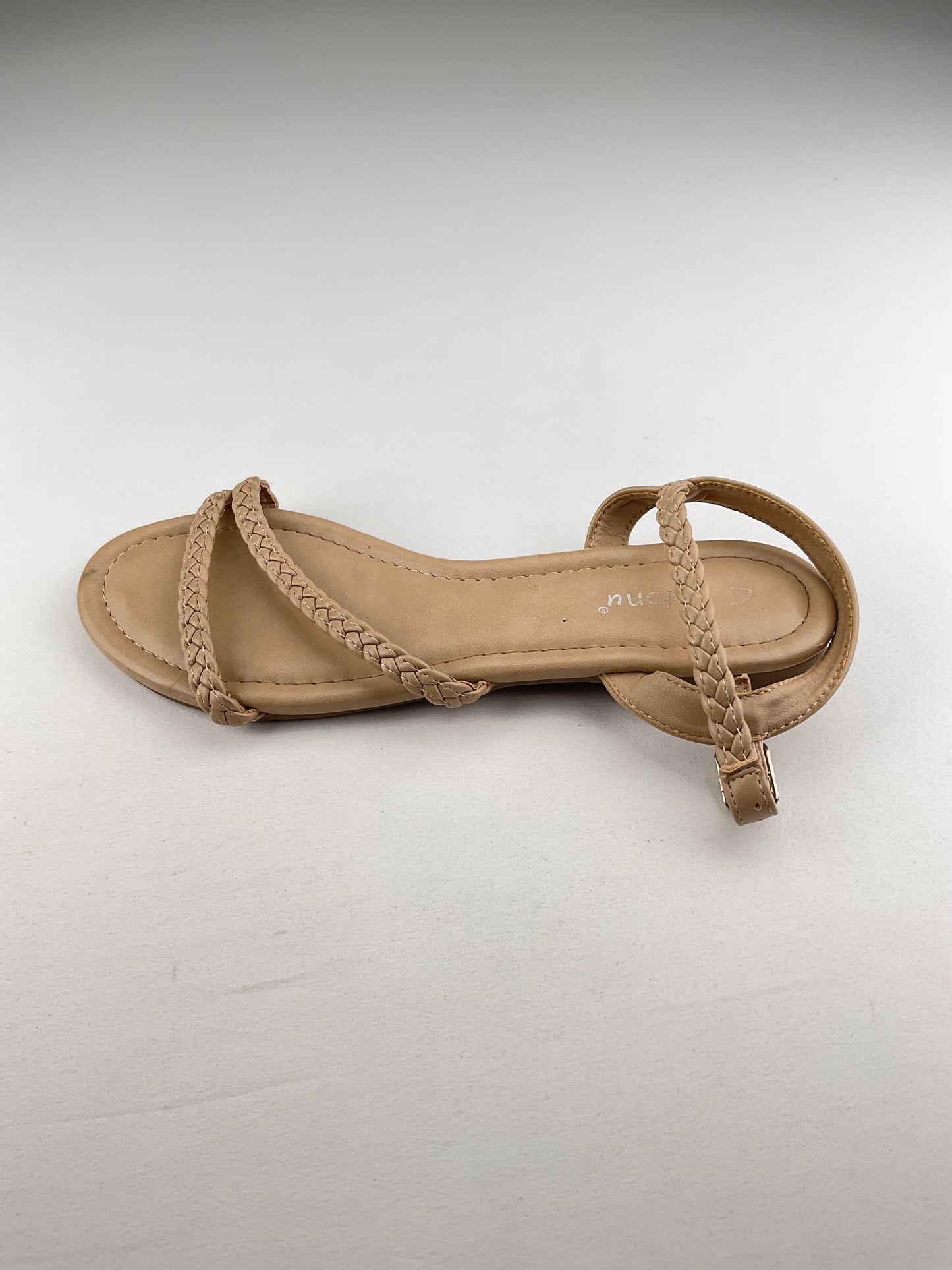 Sandalia Crema Greatonu