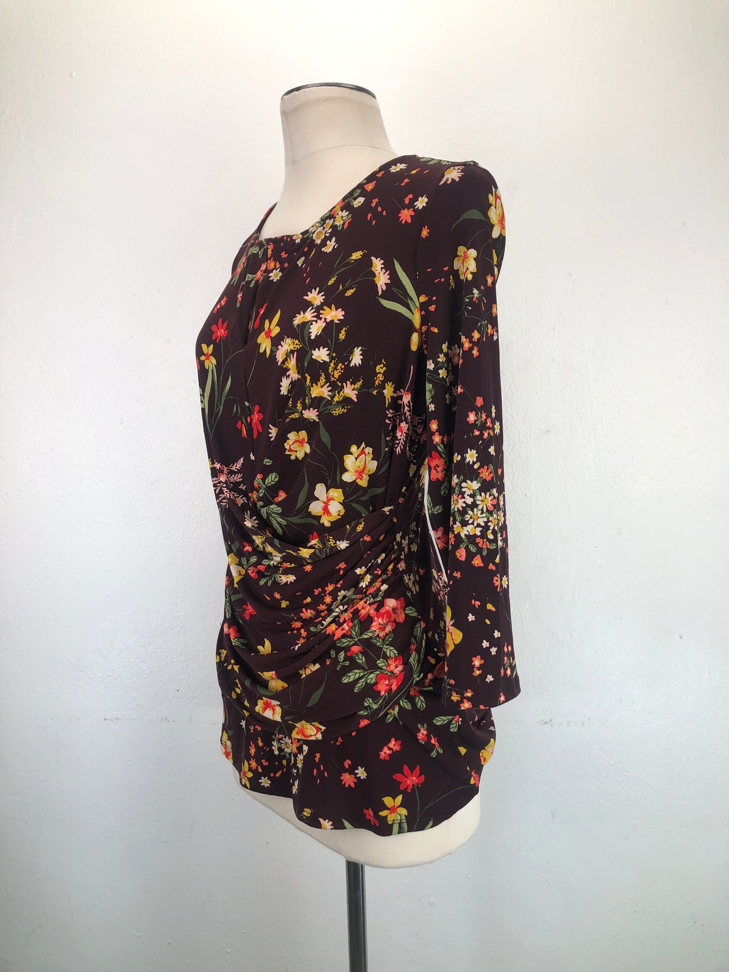 Blusa Rojo vino Floral 7Aveue