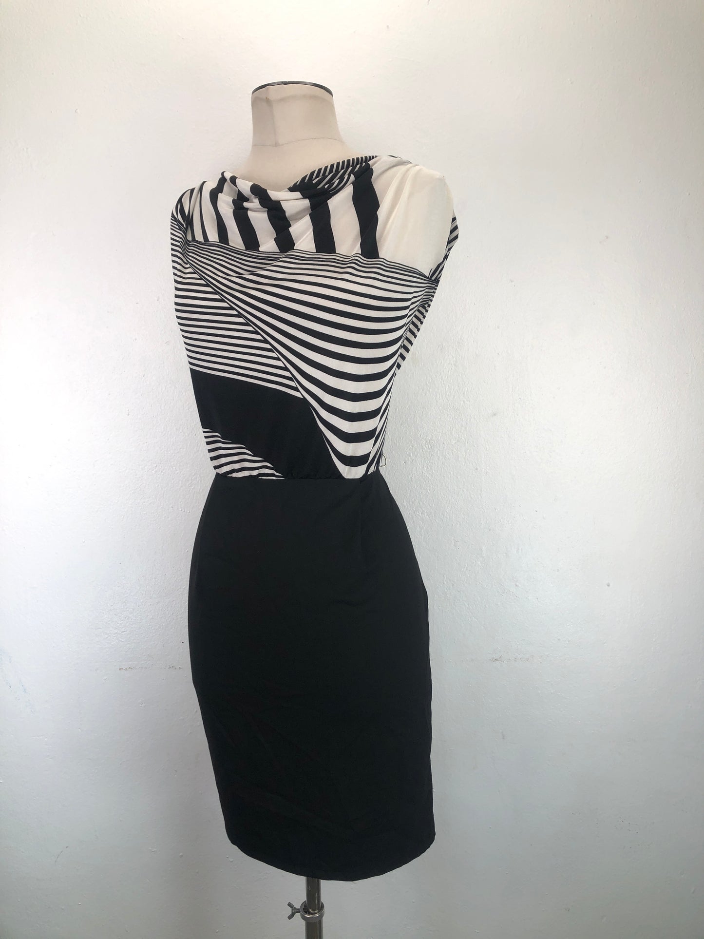 Vestido Negro Vanheusen
