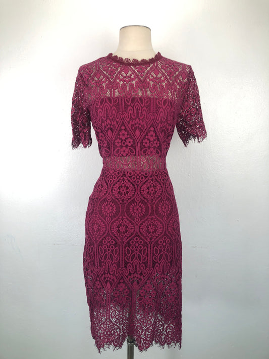 Vestido Rojo vino de Flores Lulus