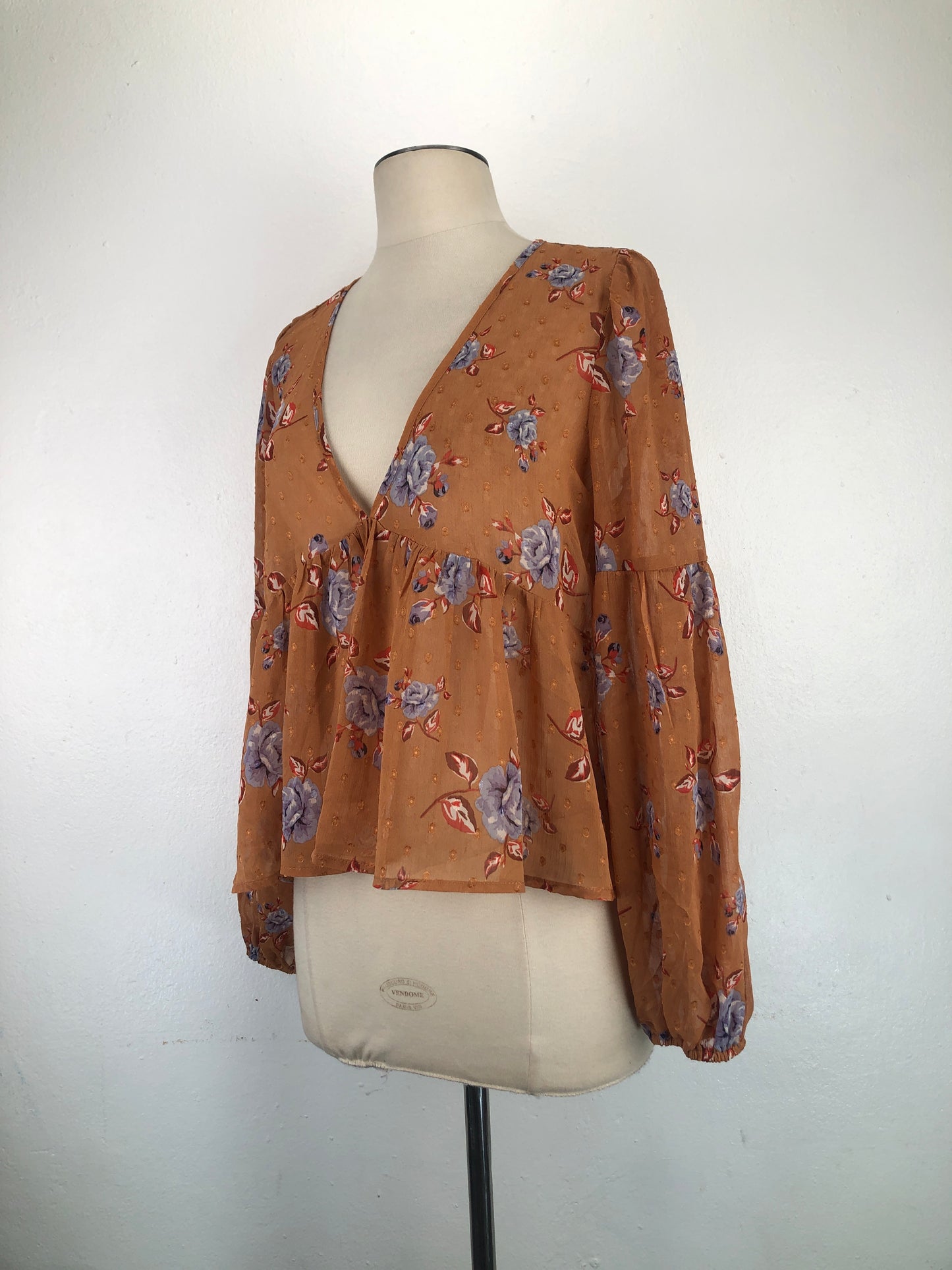 Blusa Marron De Flores Forever 21