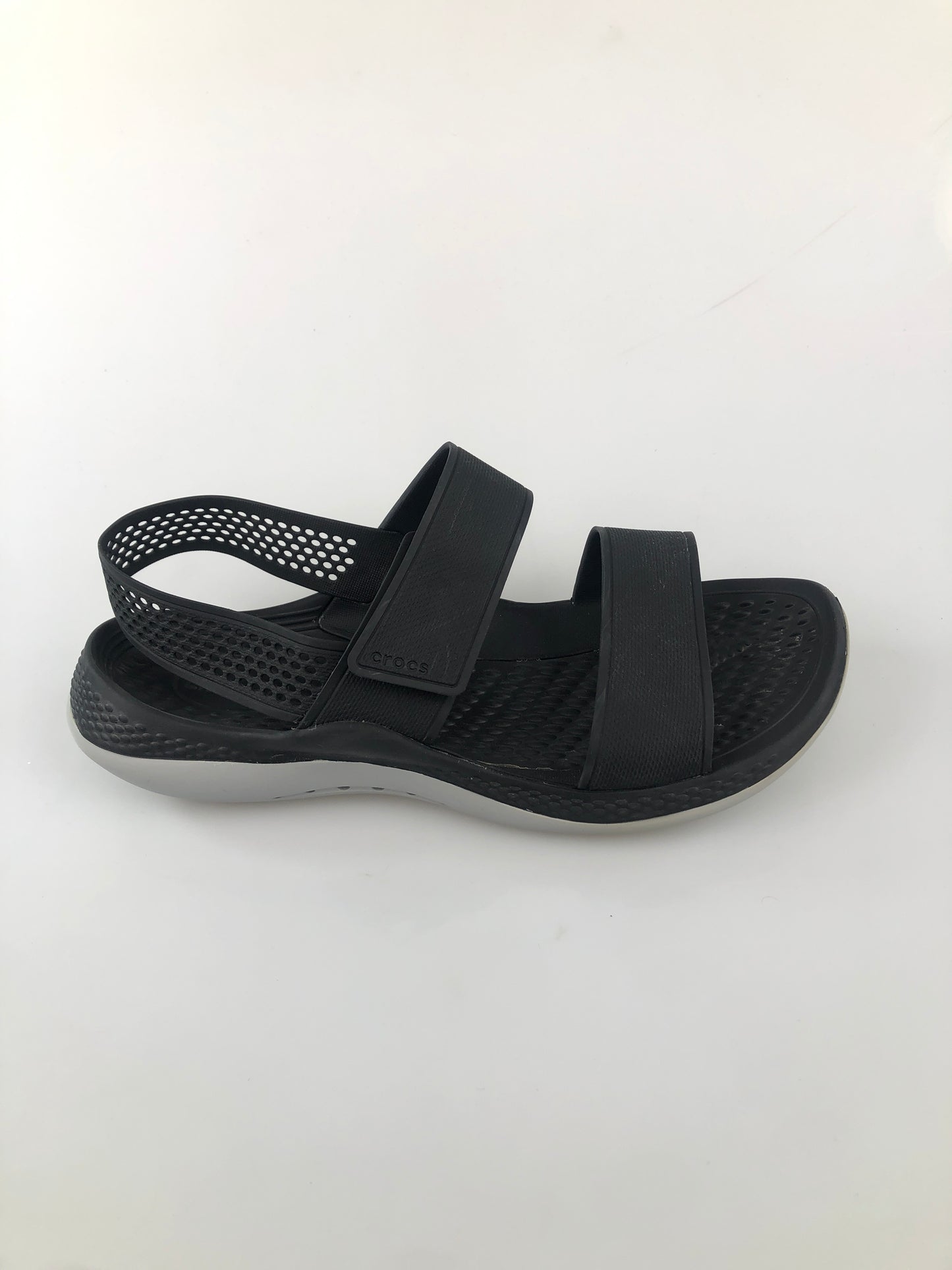 Sandalia Negro Crocs