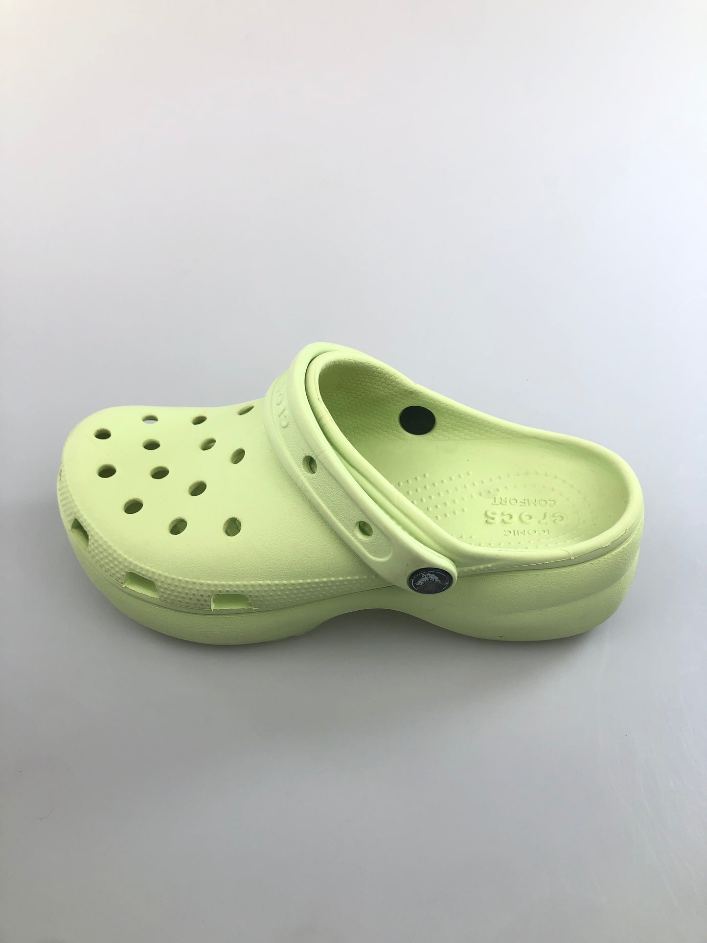 Sandalia Verde plataforma Crocs