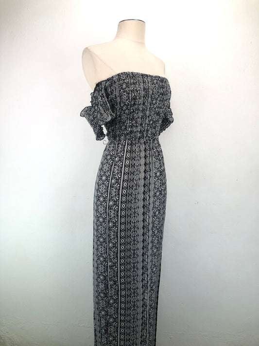 Vestido Negro De flores Trixni