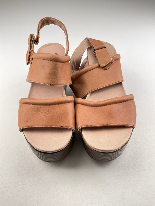 Zapatilla Marron Plataforma National Comfort