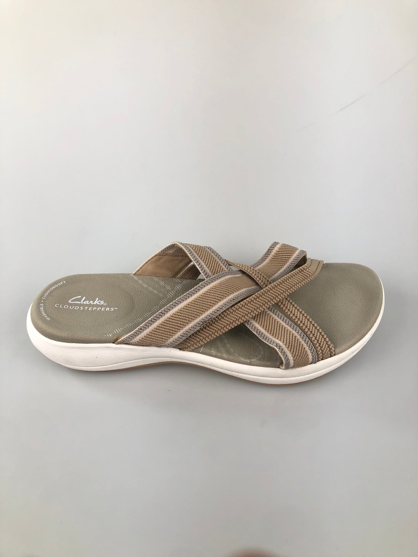 Sandalia Crema Clarks