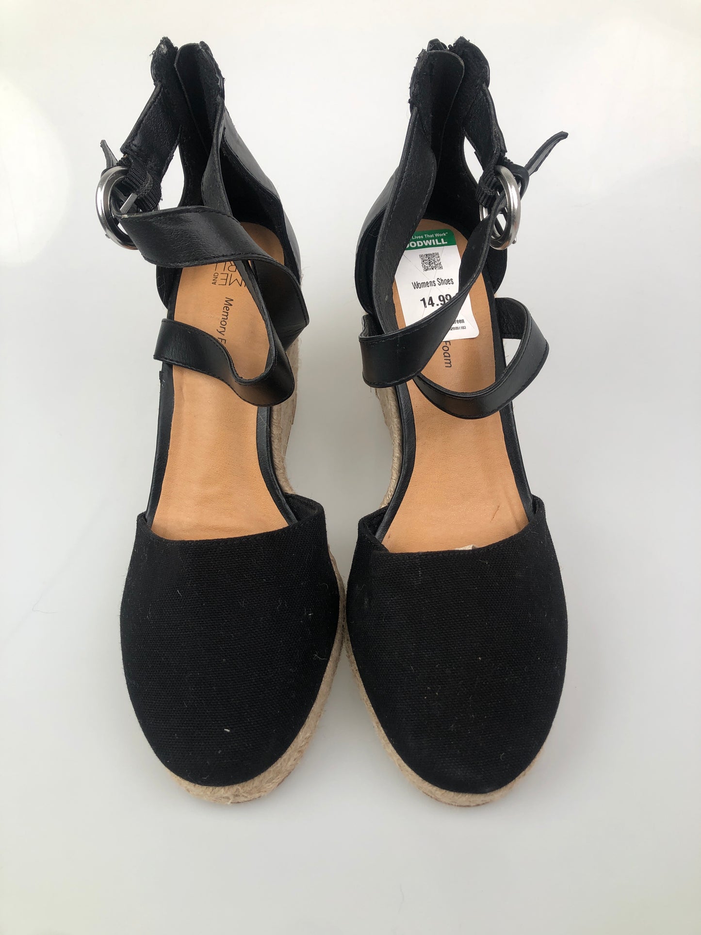 Zapatilla Negro Plataforma Time Tru