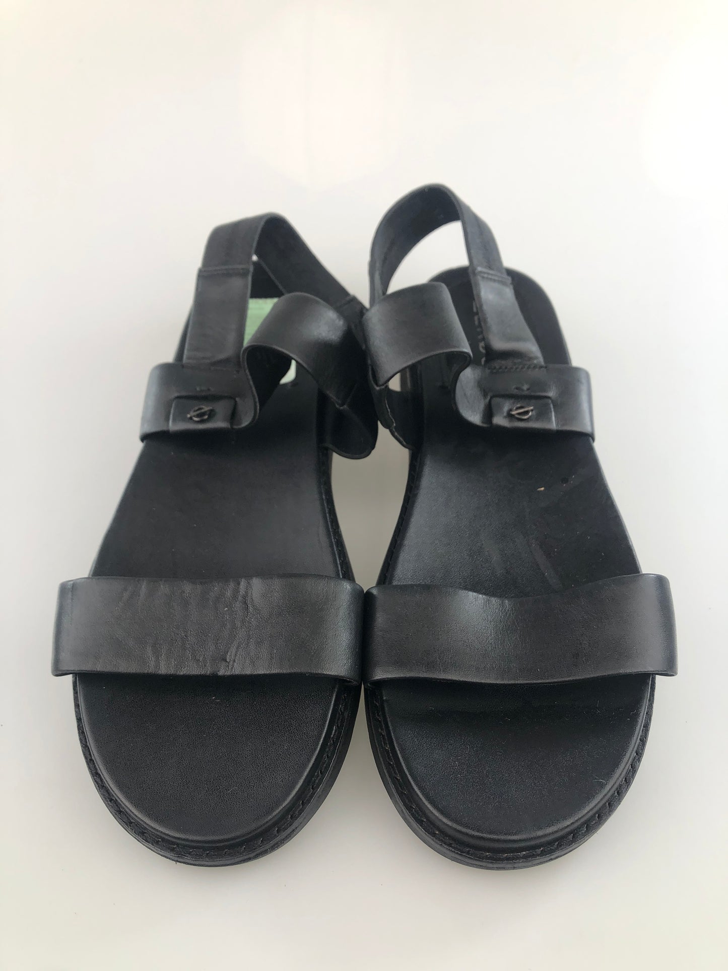 Sandalia Negro Zero Grand