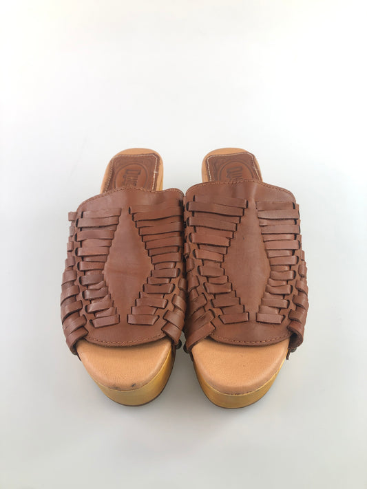 Zapatilla marron Dingo